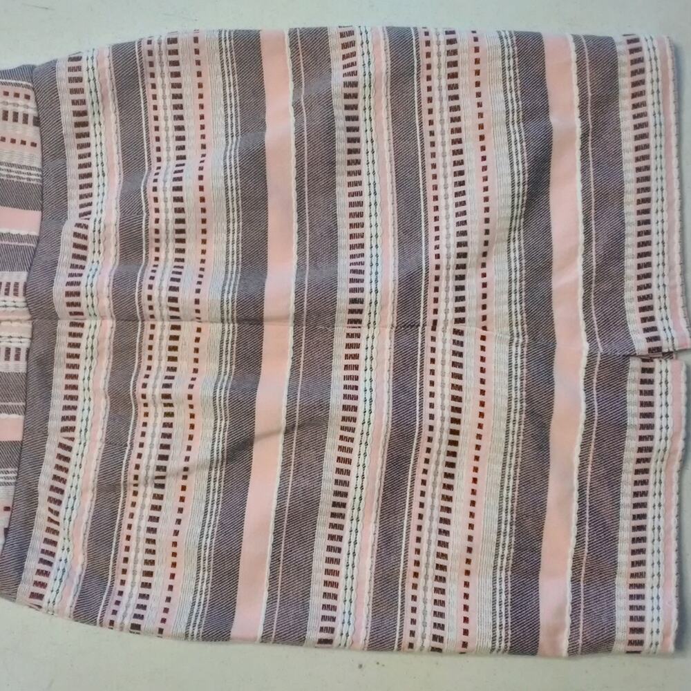 Ann Taylor LOFT Skirt Size 8 Geometric Pink Black